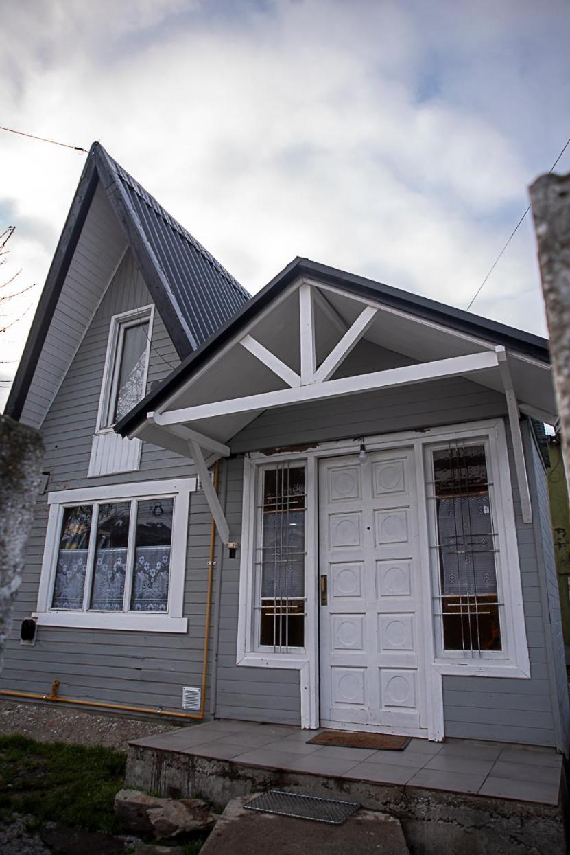 Holger Sofus Bed & Breakfast Ushuaia Exterior photo